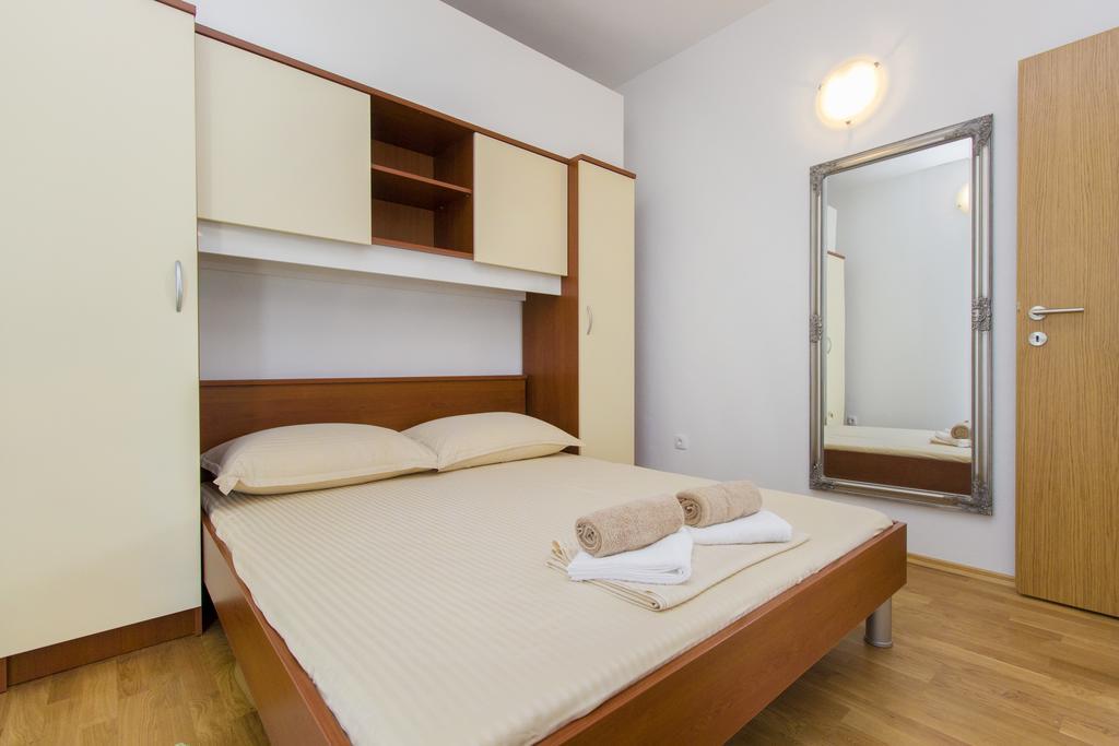 Apartments Zoran Пироваць Екстер'єр фото