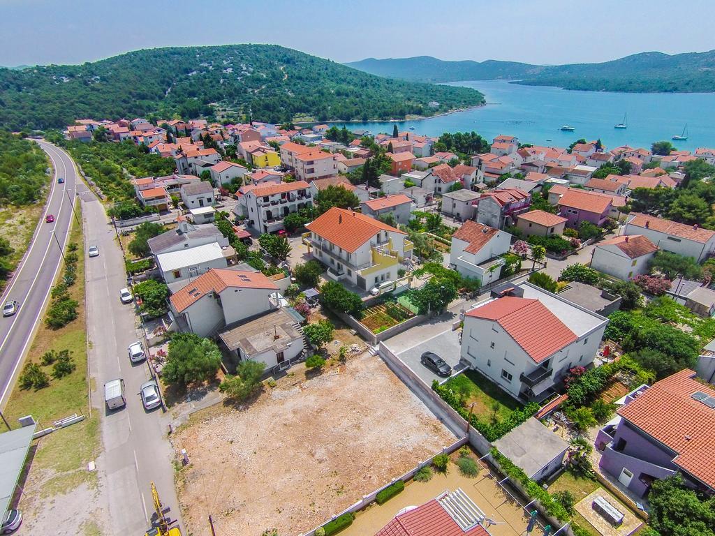 Apartments Zoran Пироваць Екстер'єр фото