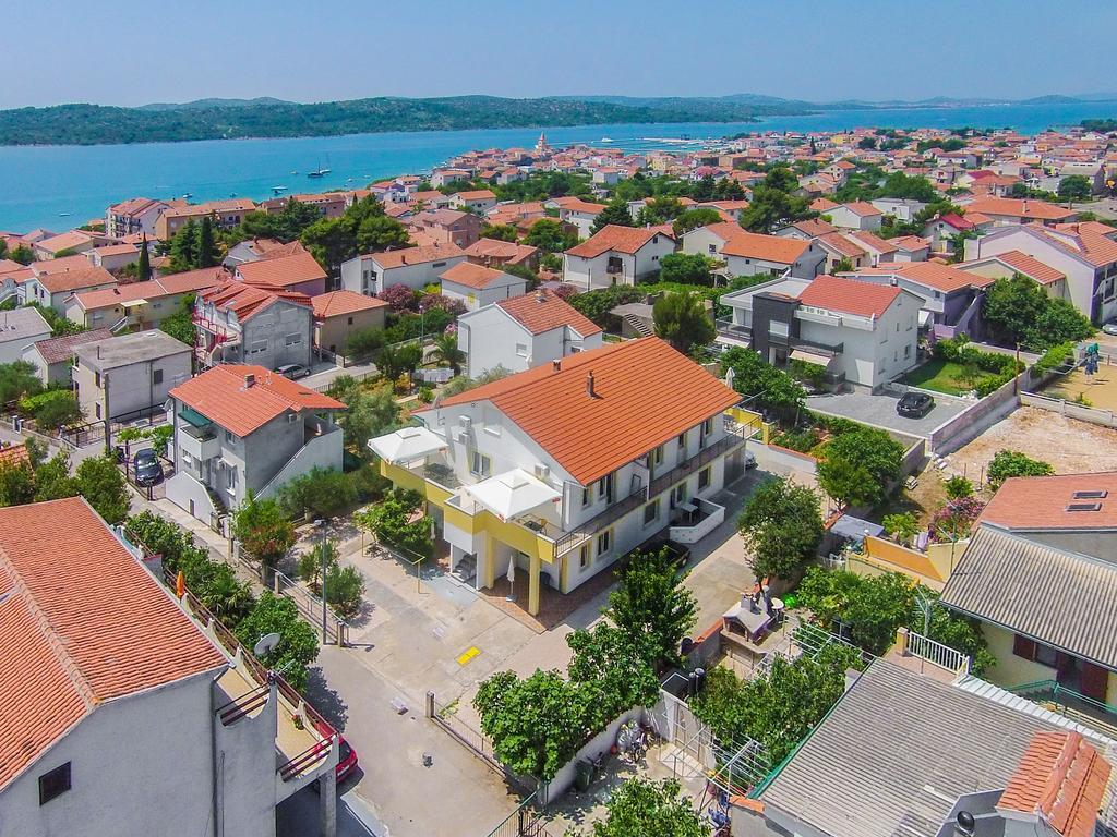 Apartments Zoran Пироваць Екстер'єр фото